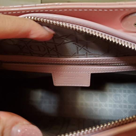 Lady Dior pink patent silver hard ware large bag - Picture 3 of 14